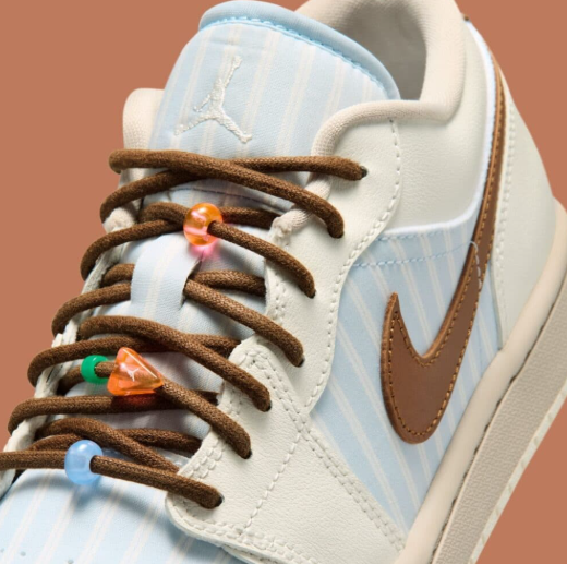Air Jordan 1 Low Pinstripe Pack Hydrogen Blue Cream Womens White Blue IR7553-422